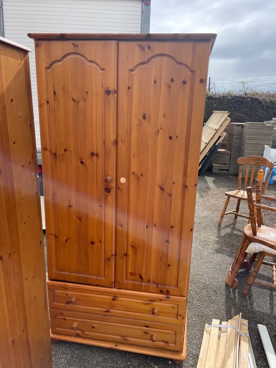 Pine wardrobe - Image 1