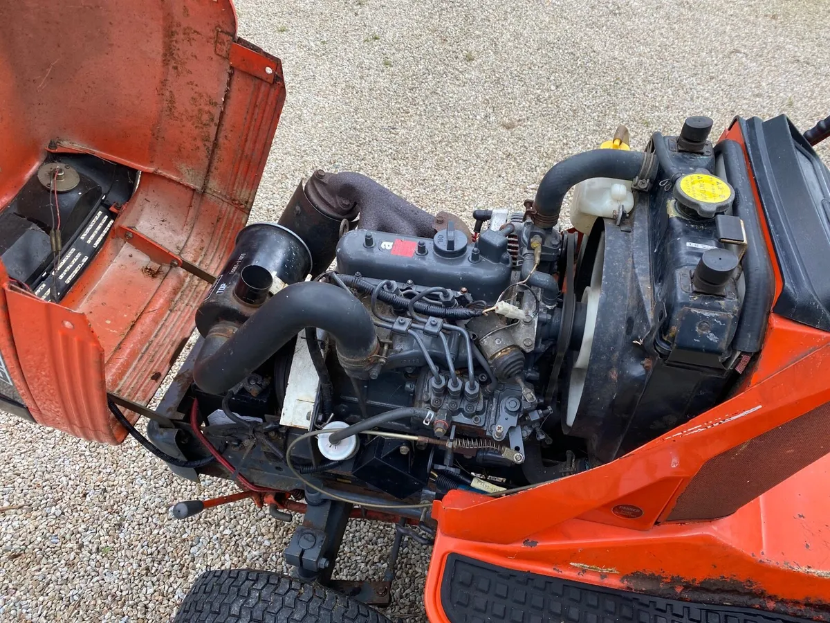 Kubota Ride On Mower - Image 2