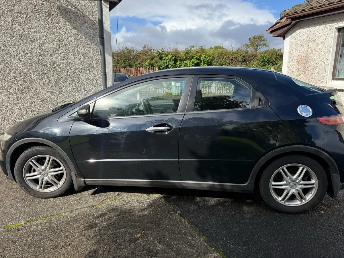 2008 Honda Civic - Image 2