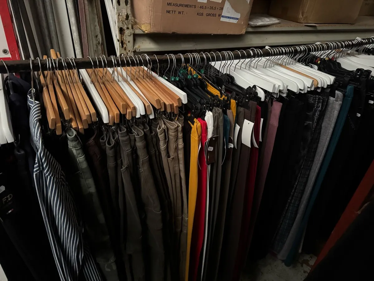 Clearance clothing stock - Image 1
