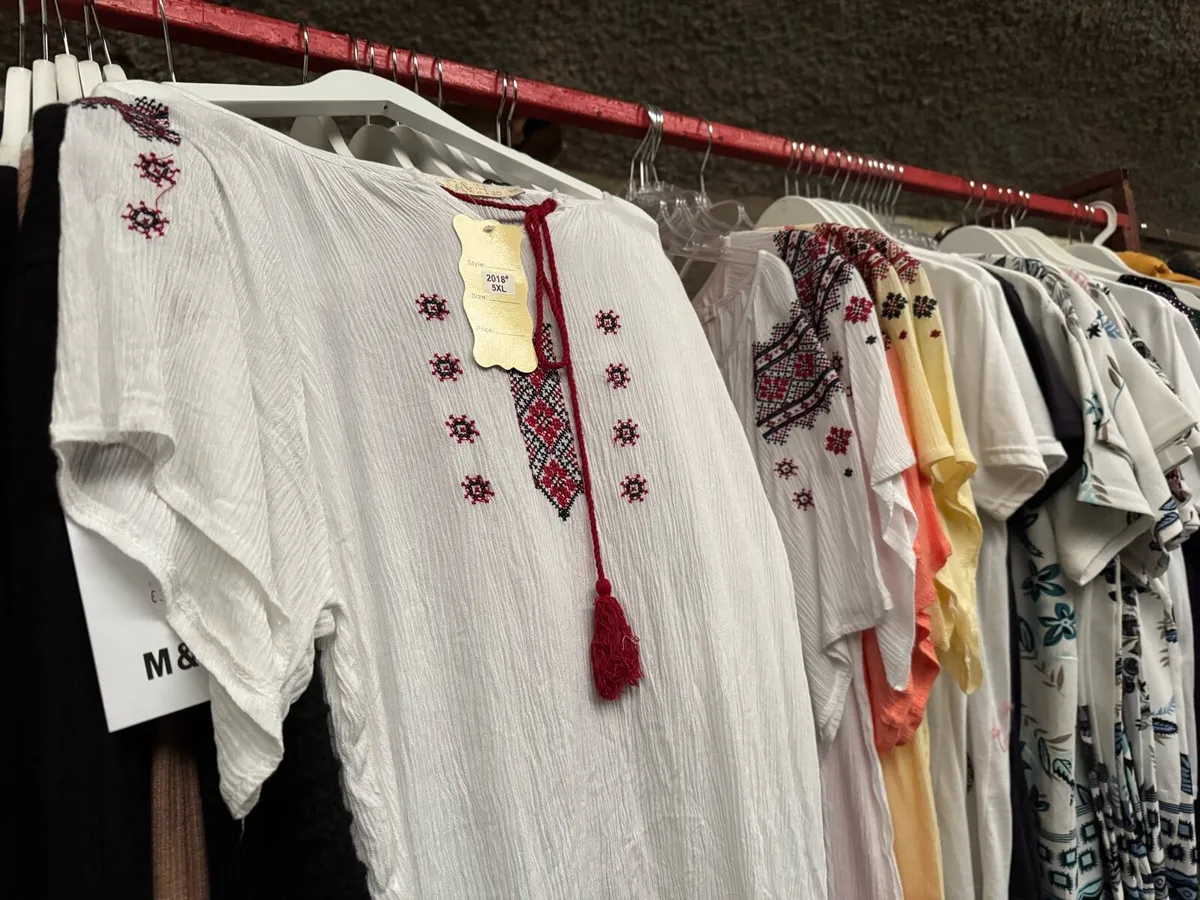Clearance clothing stock - Image 3