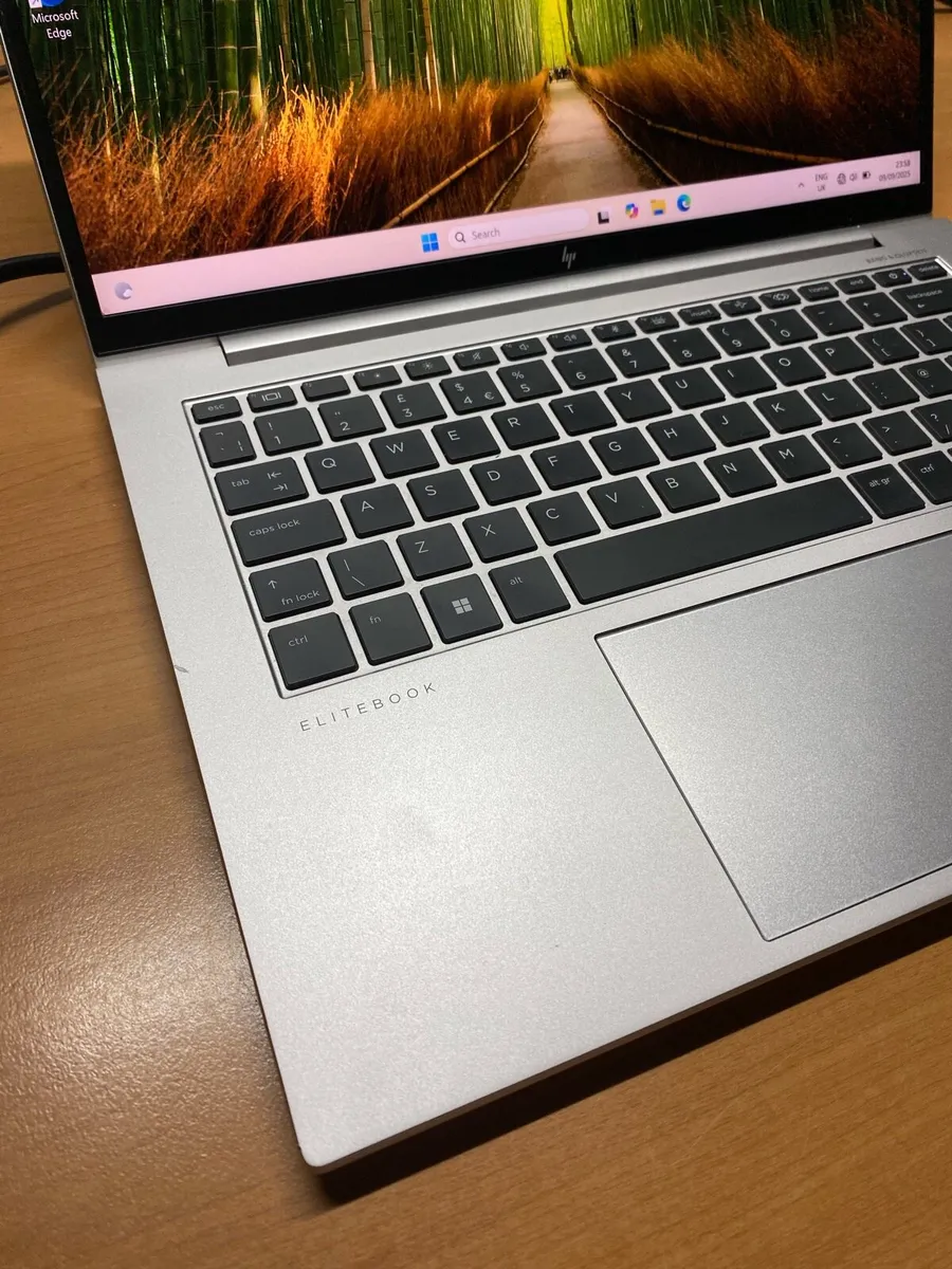HP laptop i7 pro 16-512 win 11 pro - Image 3