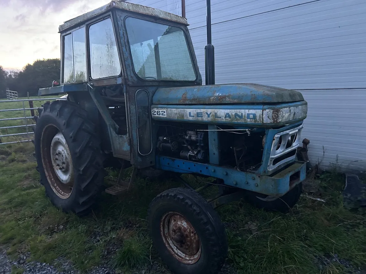 Leyland 434 really good driver logbook - Image 1