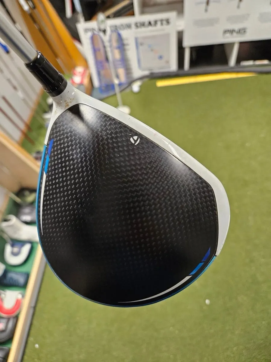 Taylormade Sim2 Max Driver - Image 3
