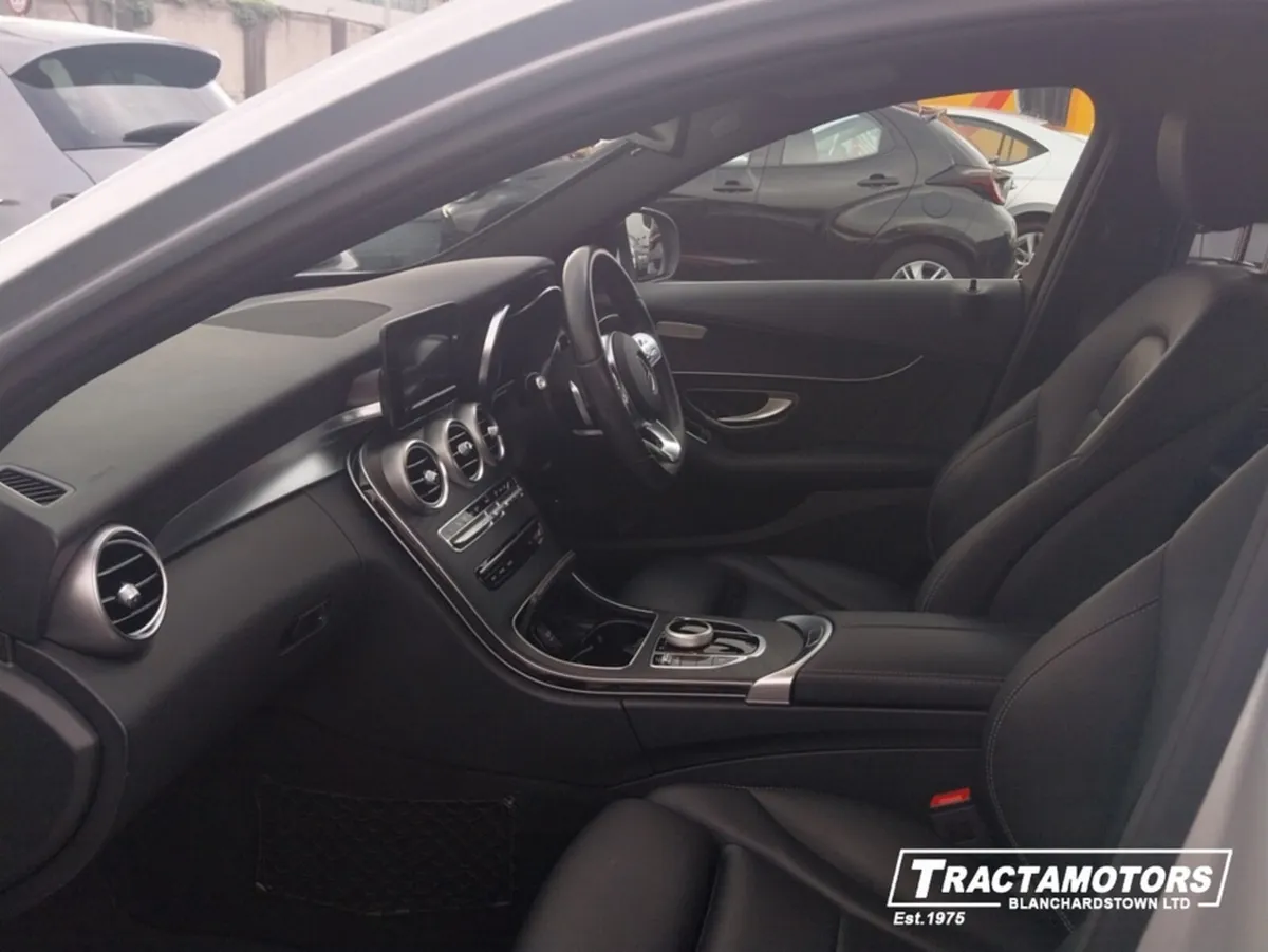 Mercedes-Benz C-Class 200 AMG LINE 4DR AUTO - Image 4