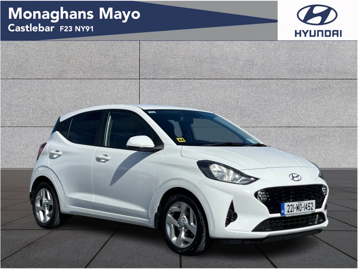 Hyundai i10 DELUXE 5DR - Image 1