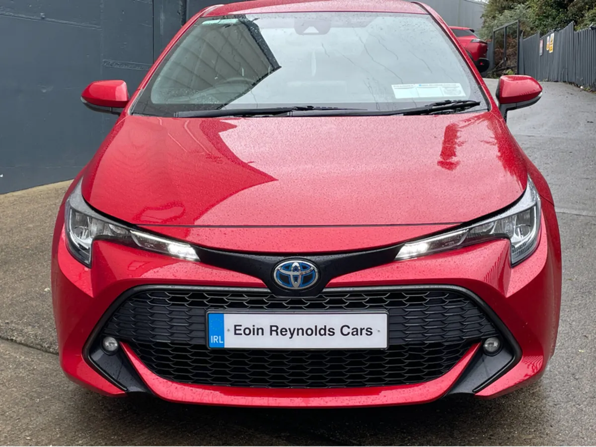 Toyota Corolla LUNA HYBRID AUTO 5DR IRISH CAR! - Image 3
