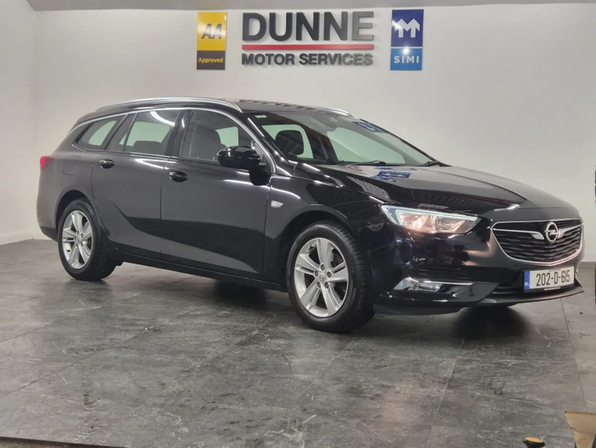 Opel Insignia LOW MILEAGE*SPORTS TOURER SE 1.5I 5D - Image 1