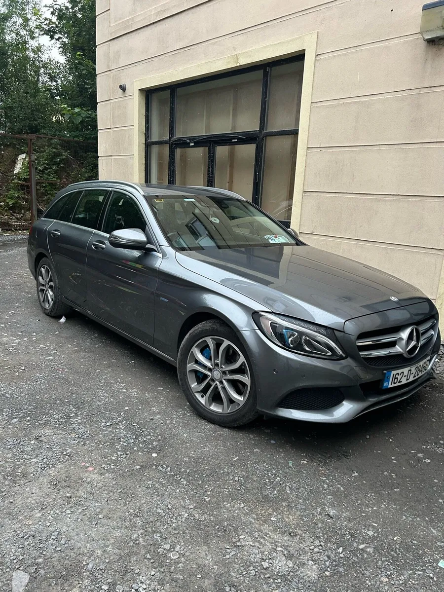 Mercedes Benz low mileage & price12000€ - Image 1