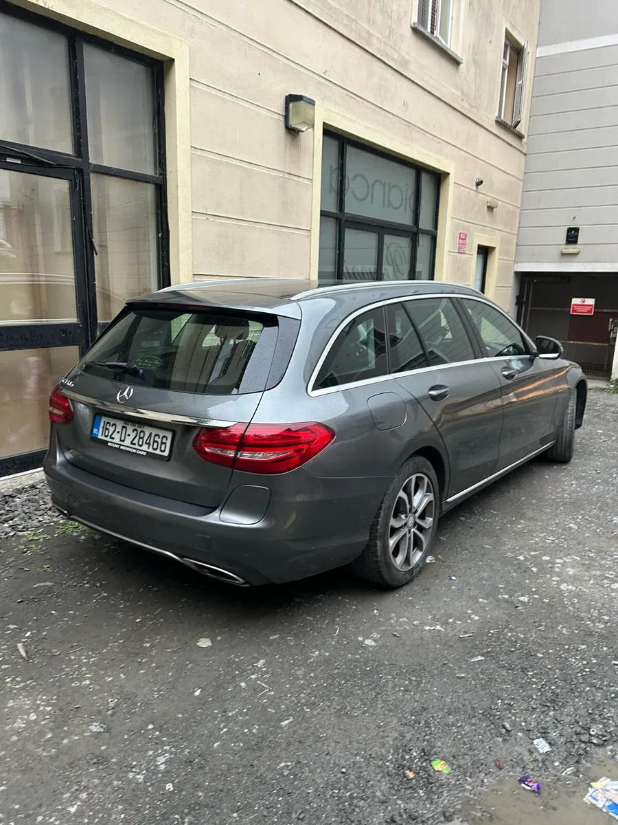 Mercedes Benz low mileage & price12000€ - Image 2