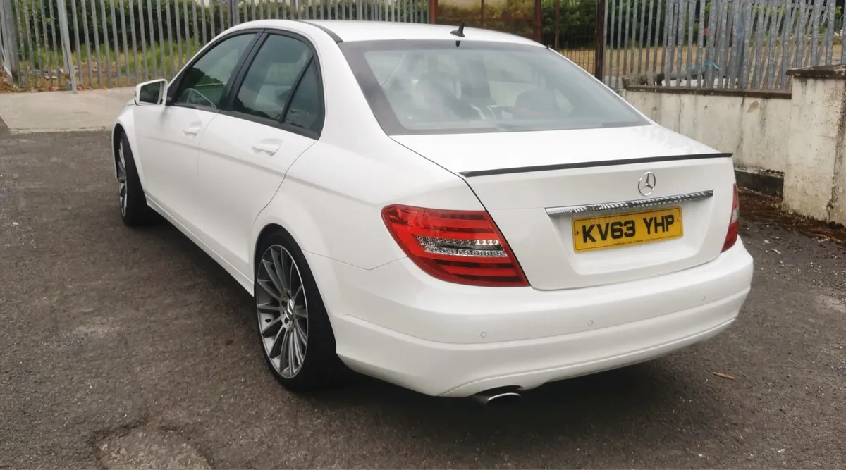 2013 Mercedes Benz 200 - Image 2