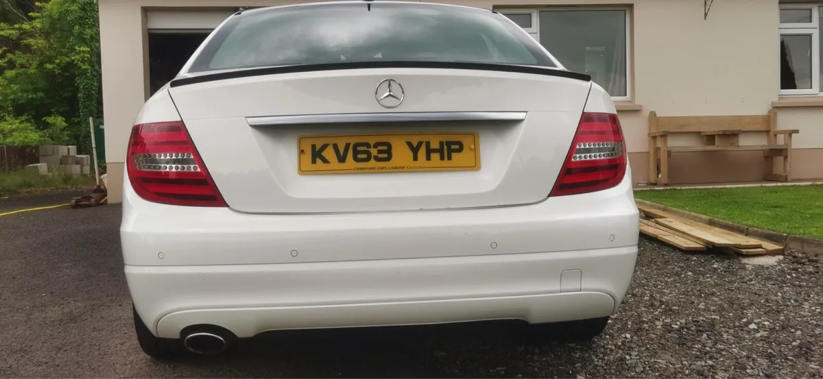 2013 Mercedes Benz 200 - Image 3