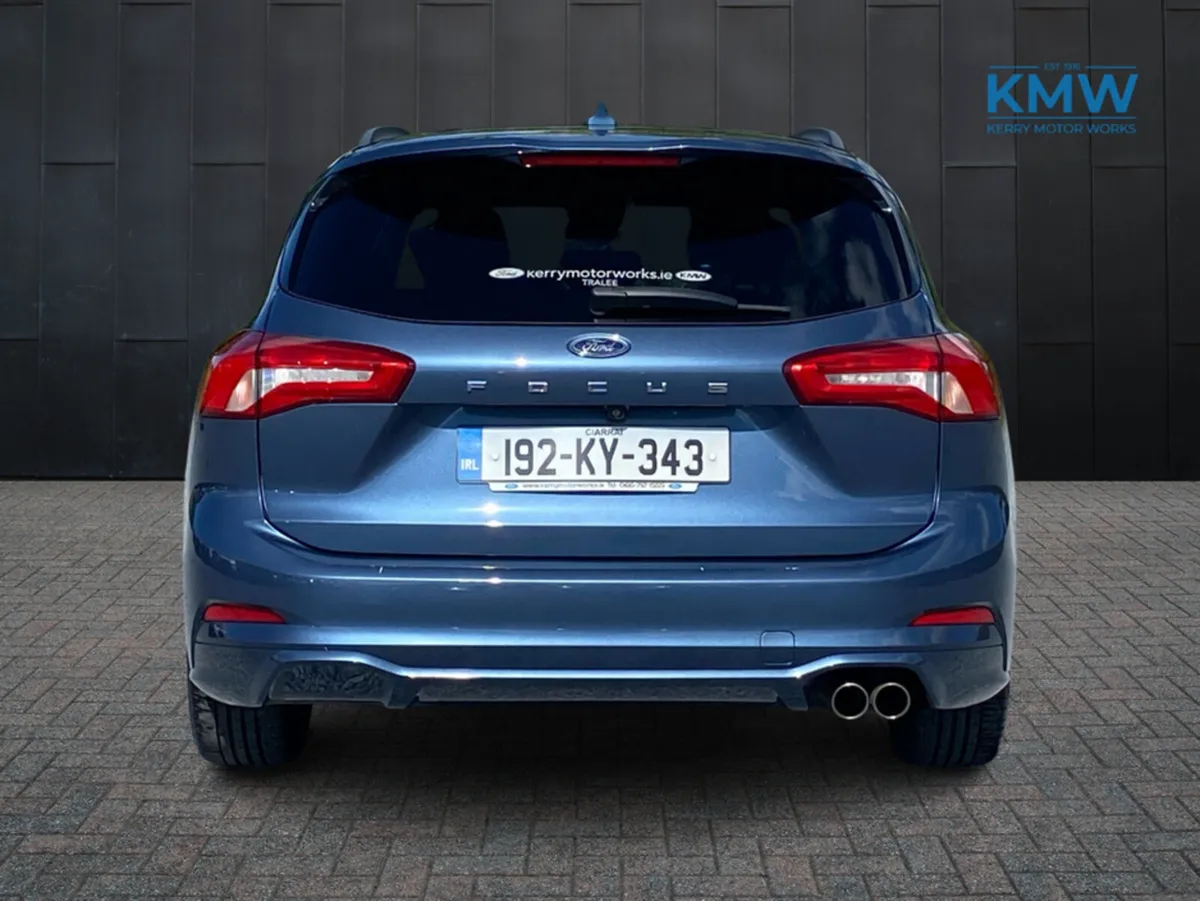 Ford Focus ST-LINE 1.0 ECOB 125PS M M6 ESTATE - Image 4