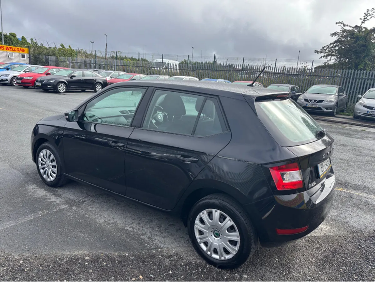 Skoda Fabia ACTIVE 1.0 MPI 60HP 4DR - Image 3