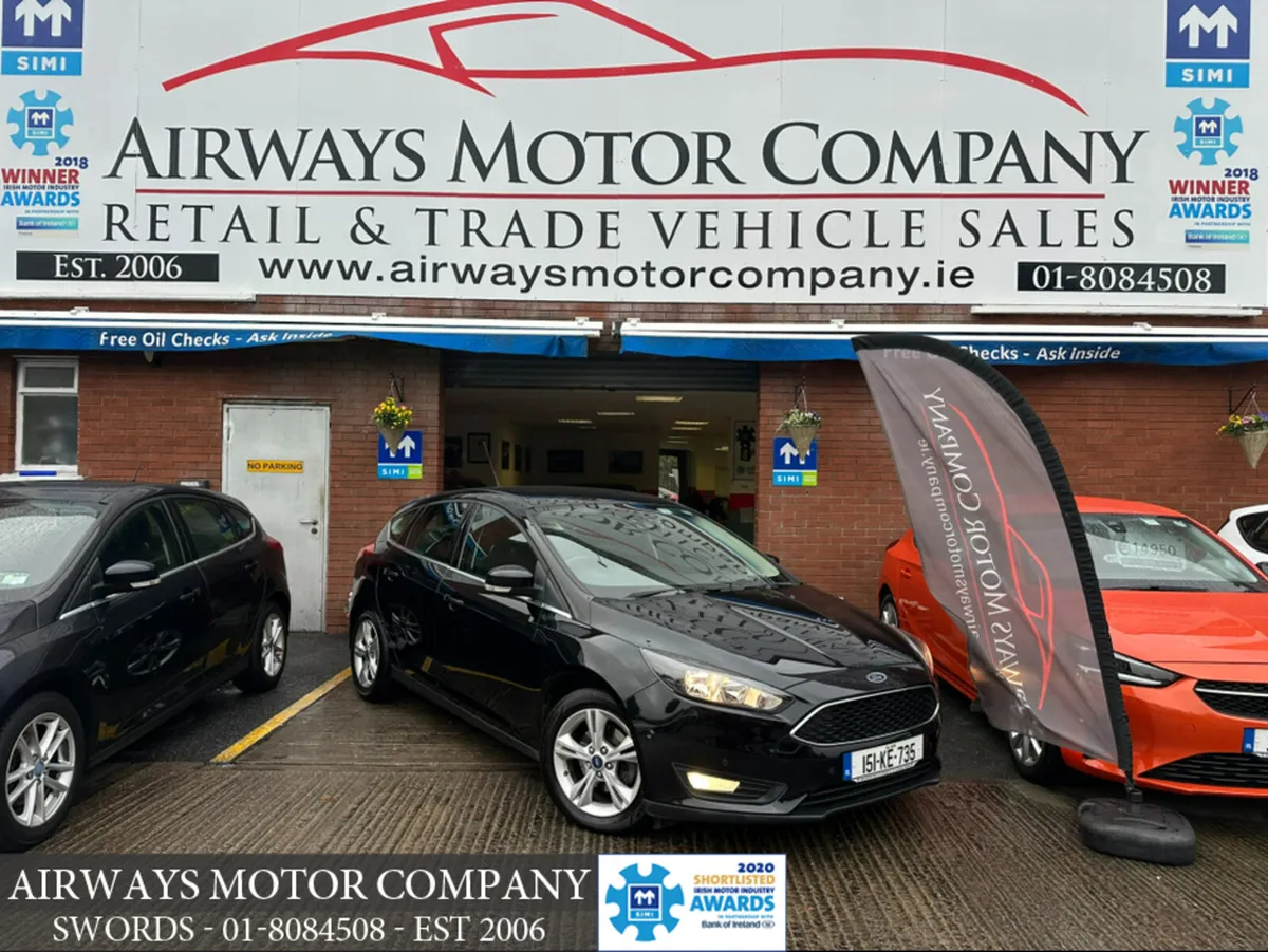 Ford Focus ZETEC 1.0 ECOBOOST 100PS 4DR - Image 1