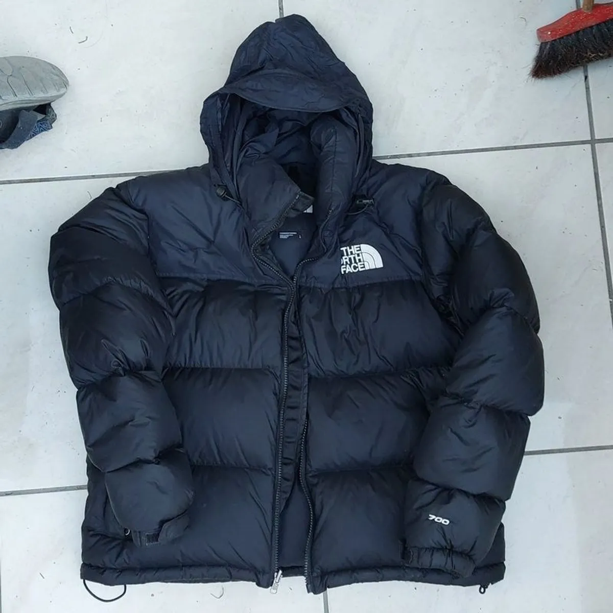 North face puffer jacket - Image 3