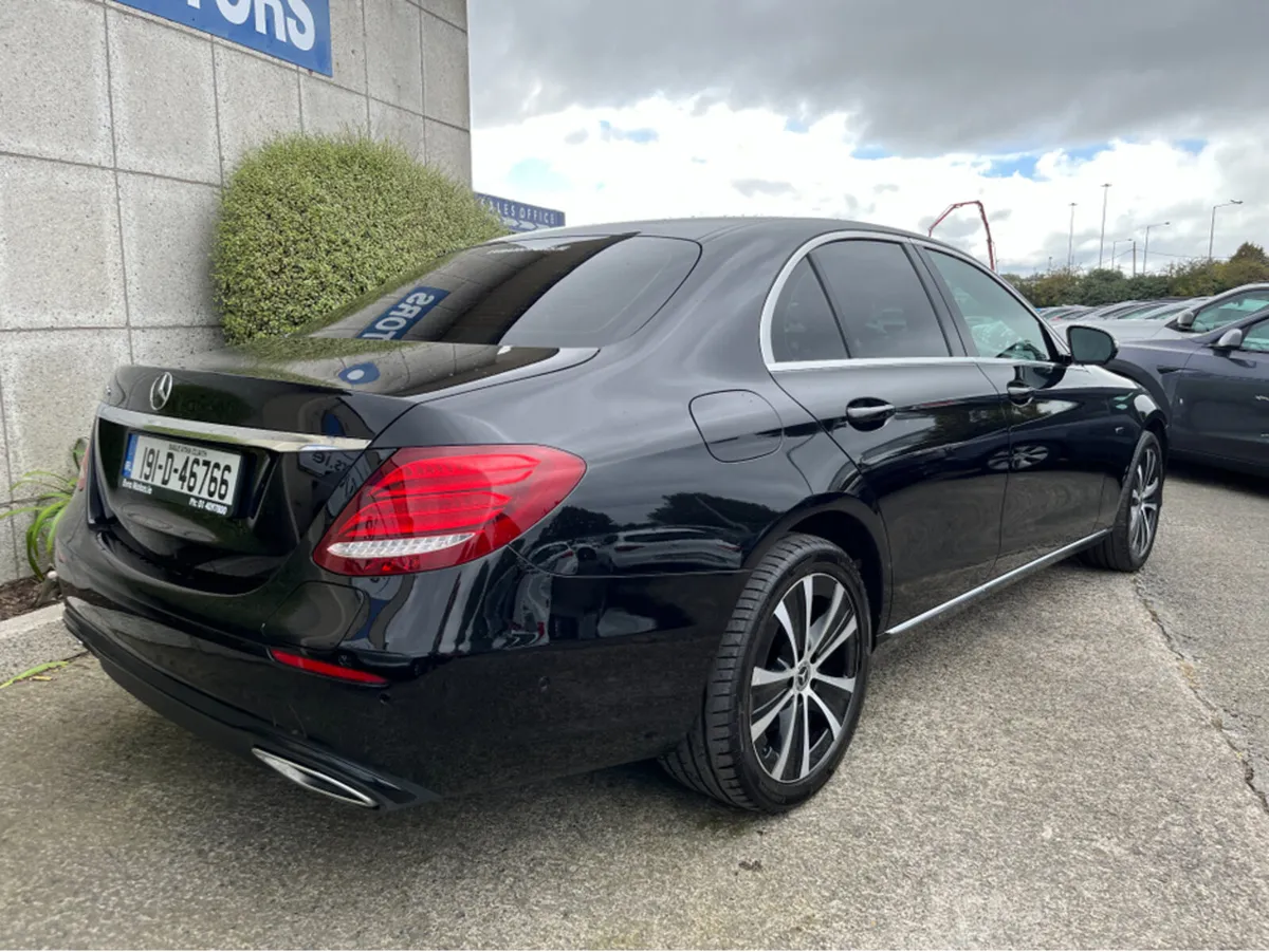 Mercedes-Benz E-Class E300DE 2.0 DIESEL PLUGIN HYB - Image 4