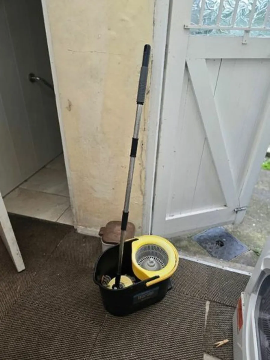 Mop - Image 1
