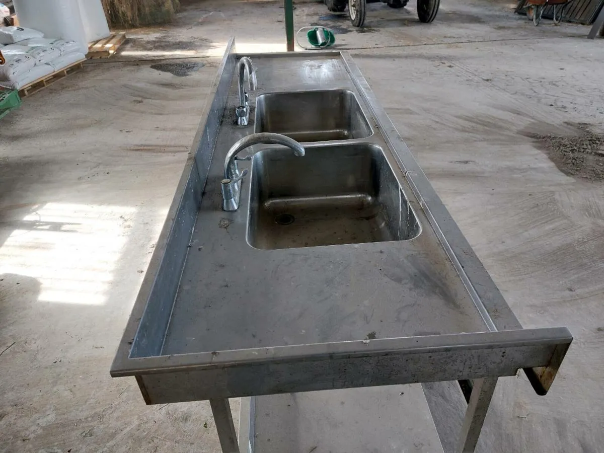 Stainless steel sink - Image 2