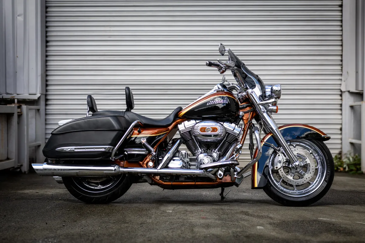 Harley Davidson Road King CVO 110 Screamin Eagle - Image 1