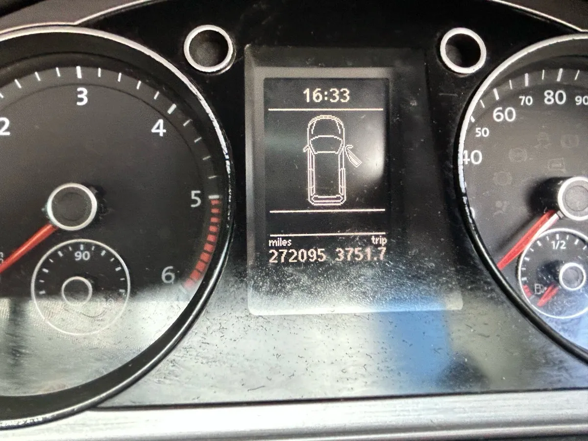 Vw Passat estate new nct - Image 4