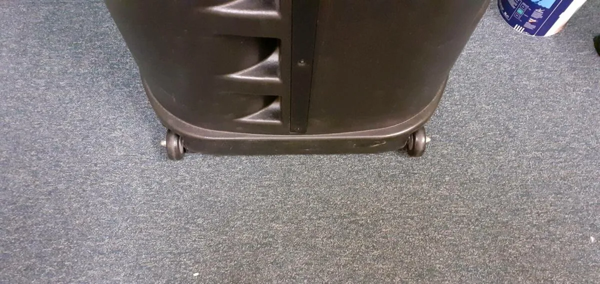 Storage on wheels - Image 1