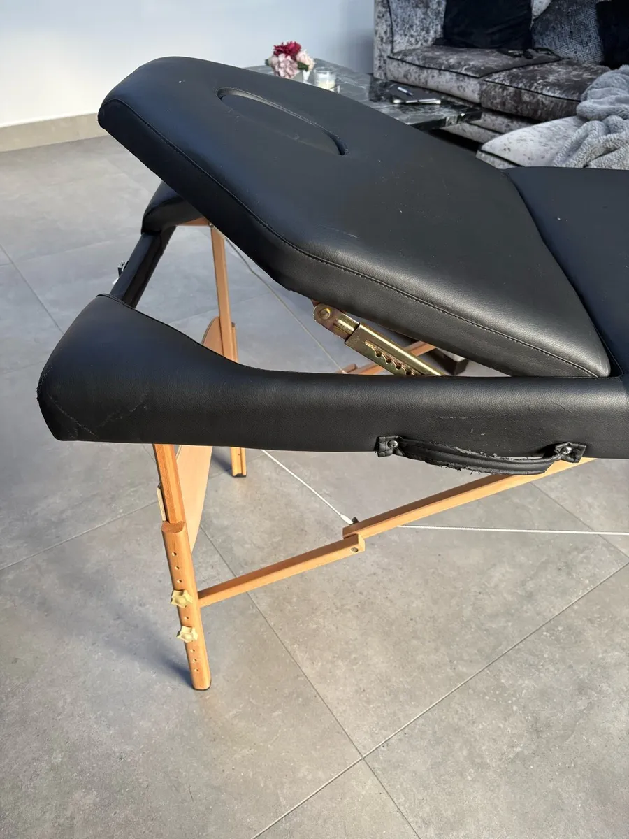 Lash and massage bed - Image 1