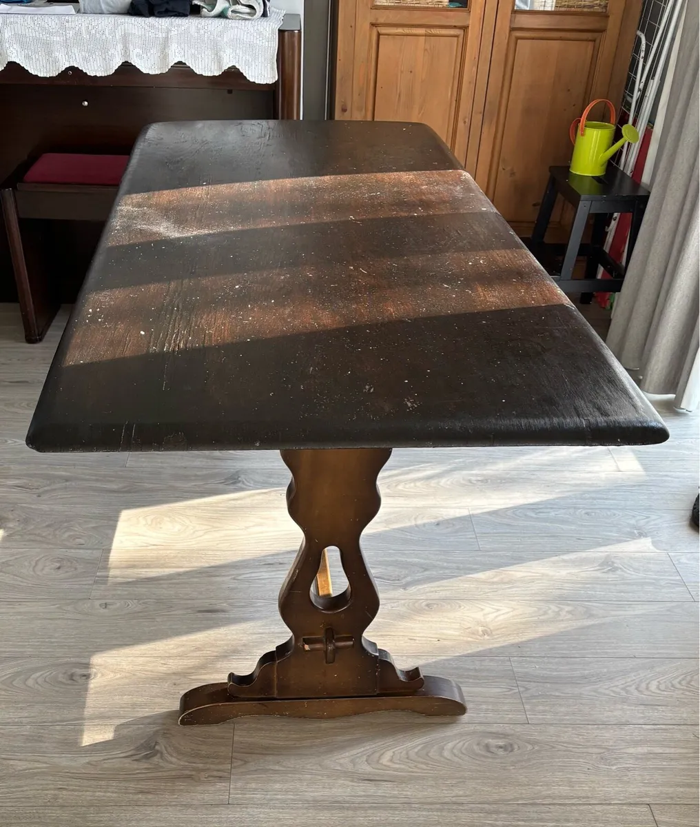 Dinning table - Image 2