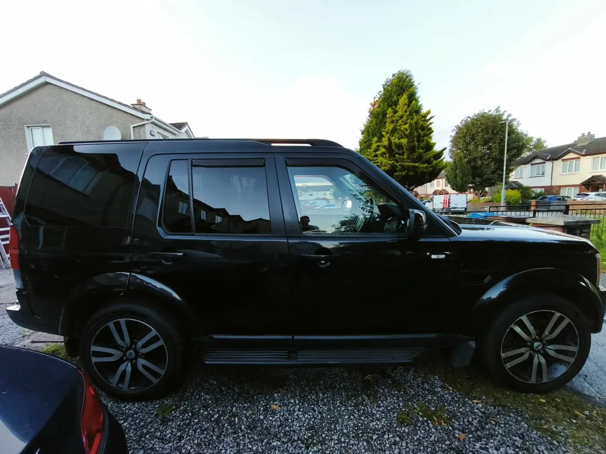 Land Rover Discovery 2013 - Image 2