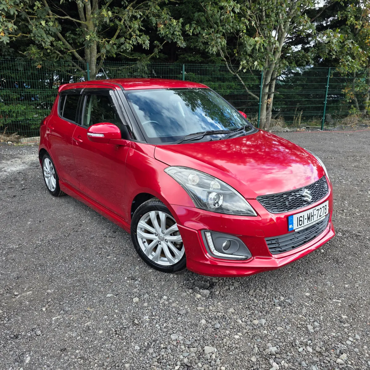 Suzuki Swift 2016 Automatic Low Miles - Image 1