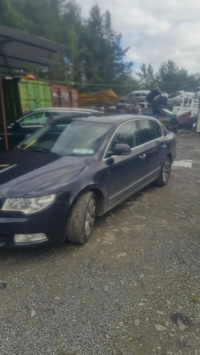 Skoda Superb 2009 - Image 4