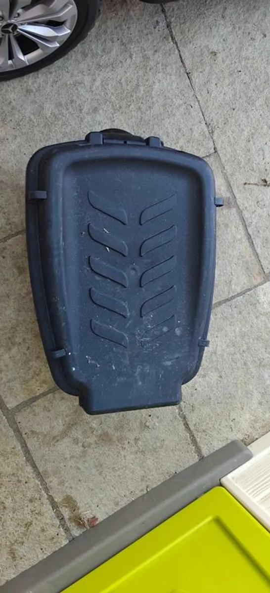 Bicycle storage rack box - Image 2