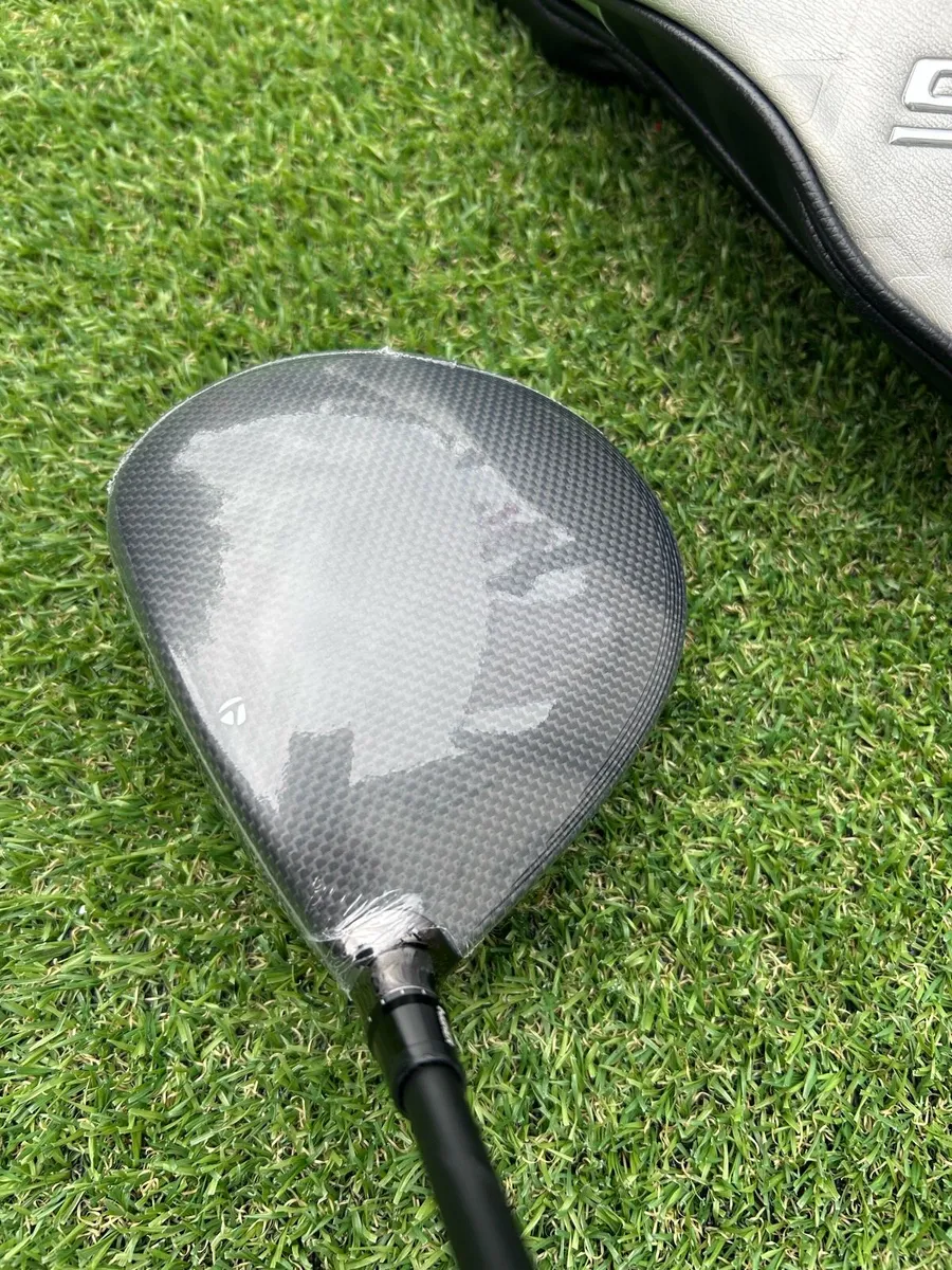 Taylormade Qi35 Driver - Image 4
