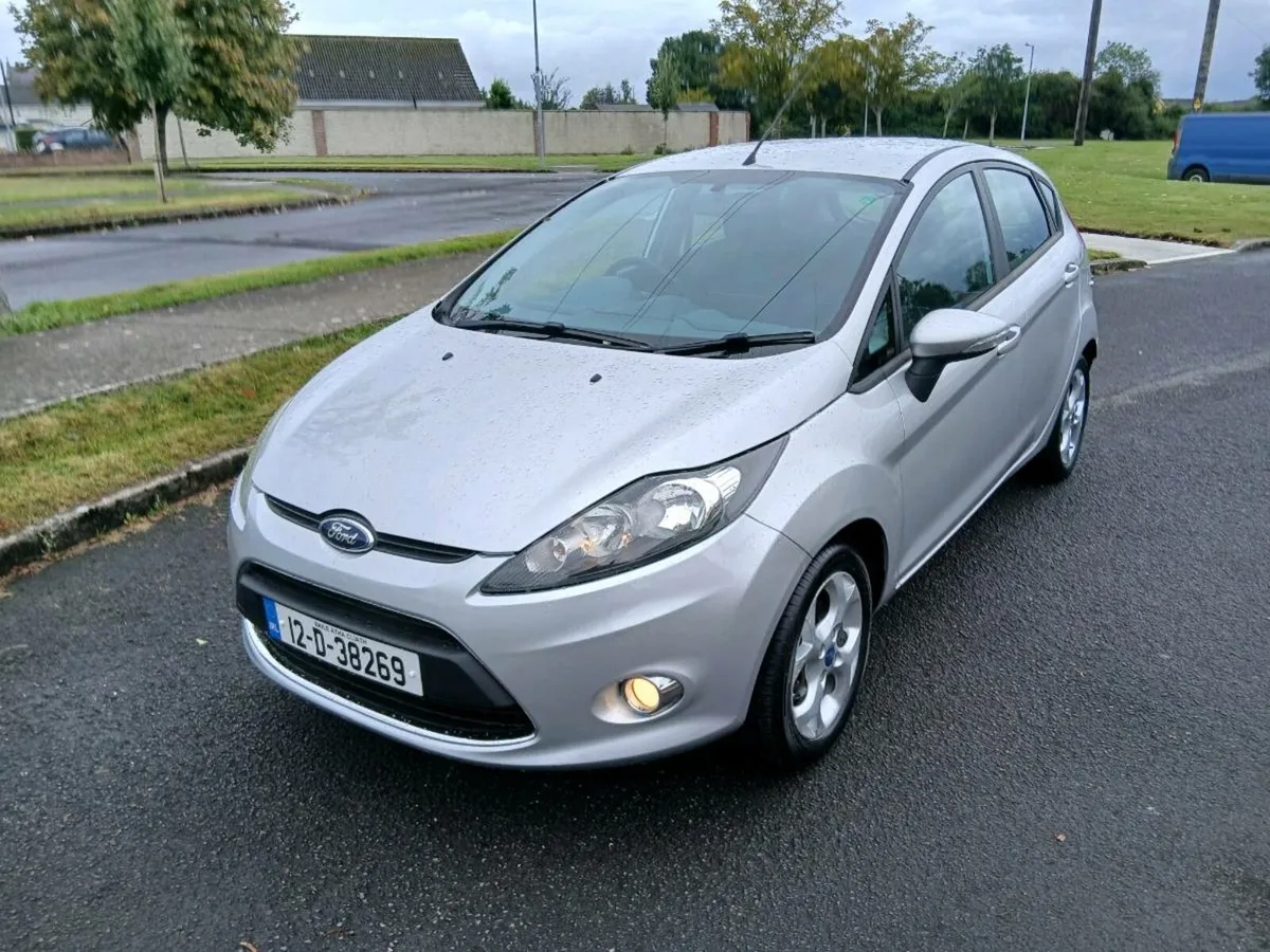 FORD FIESTA 1.2 PETROL ABSOLUTELY STUNNING - Image 4