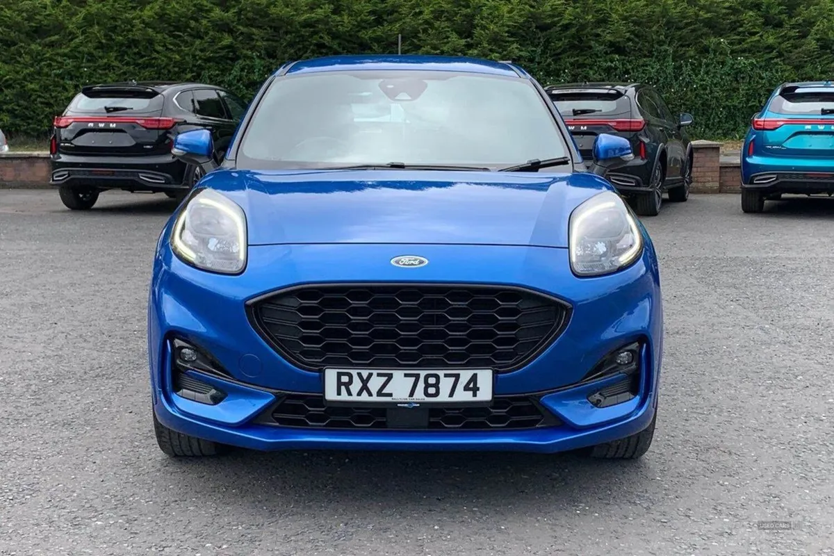 Ford Puma 1.0t 125PS St-line in Desert Island Blu - Image 4