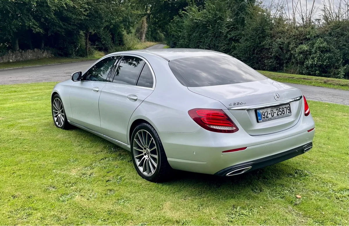 2019 Mercedes-Benz E-Class E220d SE Premium - Image 4