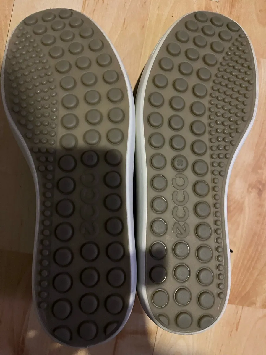 Shoes - Image 3