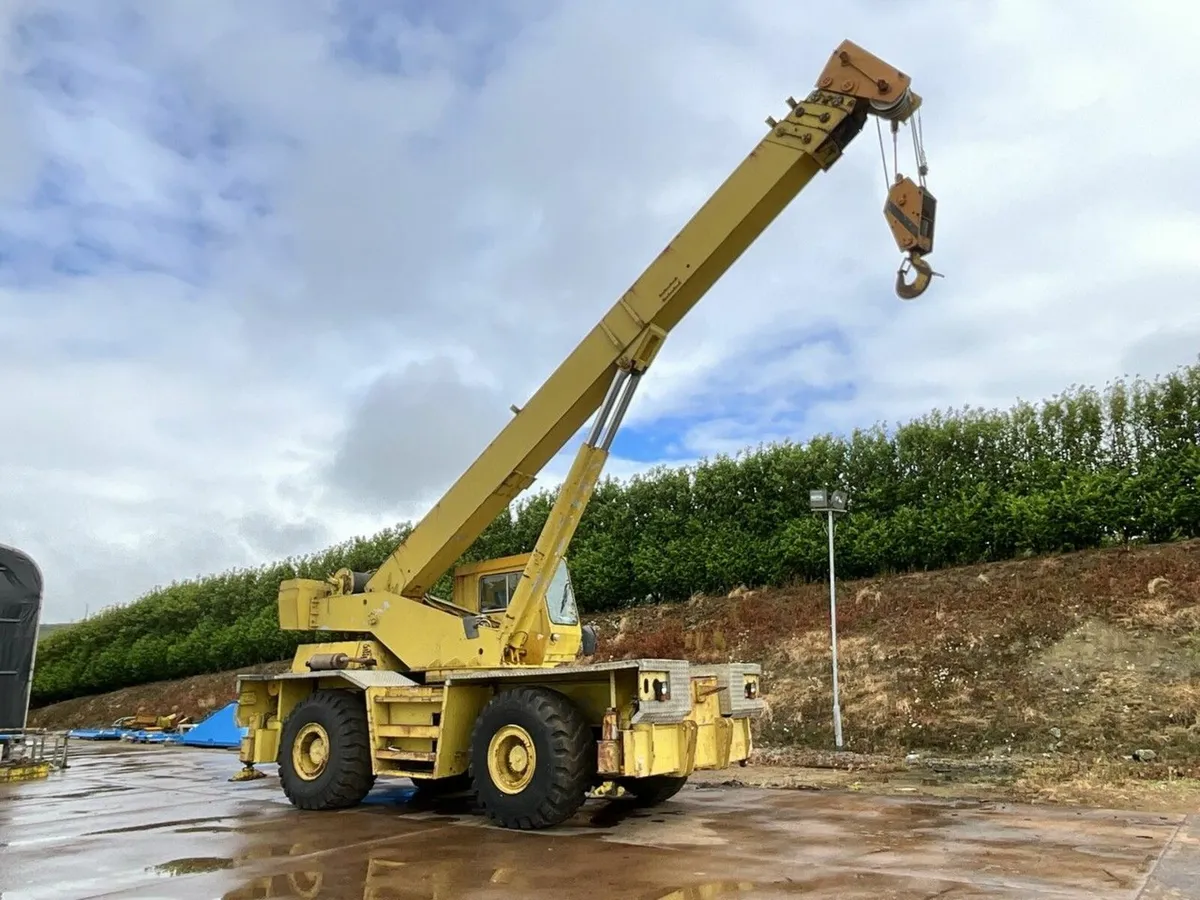 COLES HYDRA HUSKY 50 TON MOBILE CRANE - Image 1
