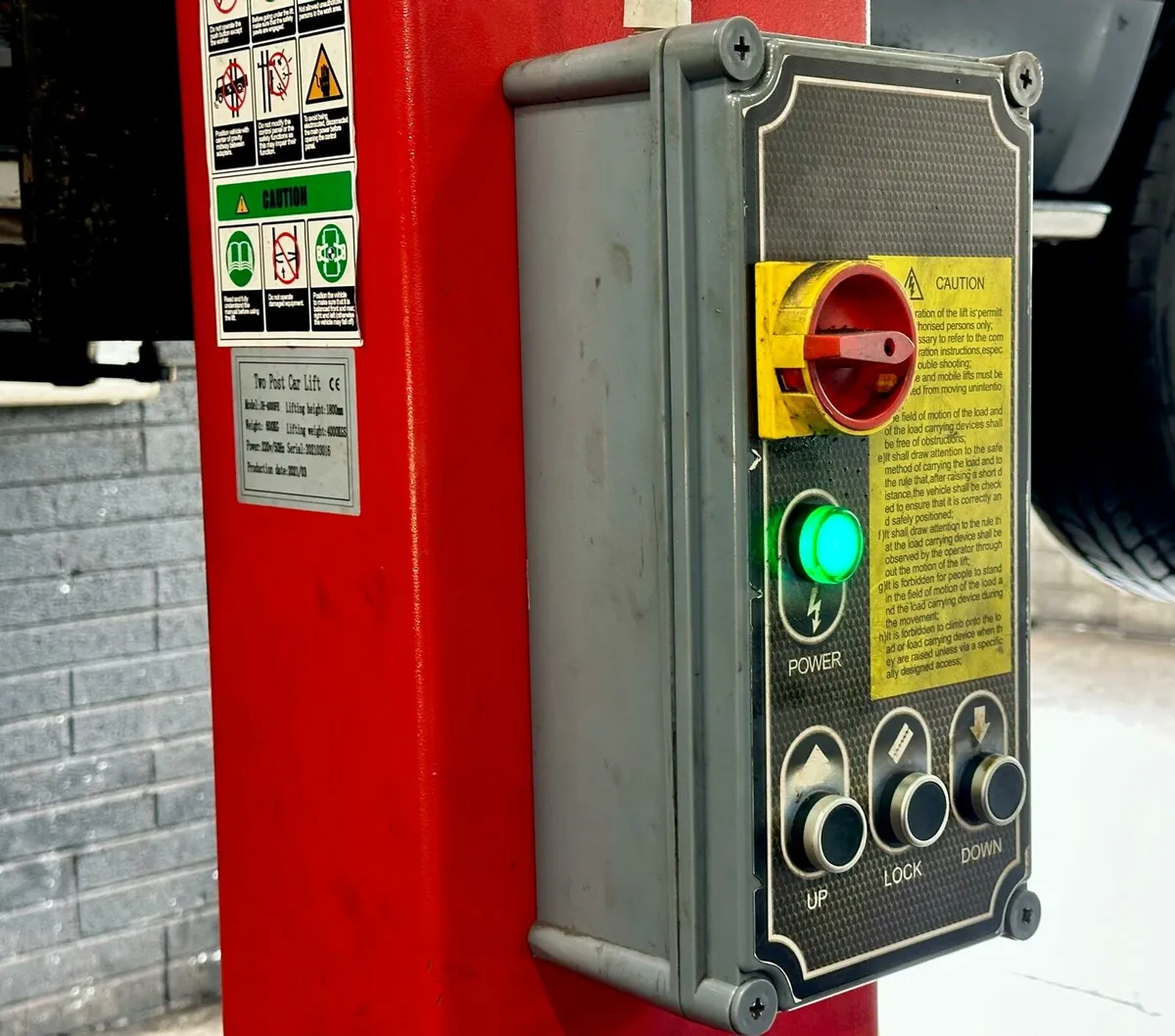4ton Pacini Garage lift - Deposit taken - Image 1