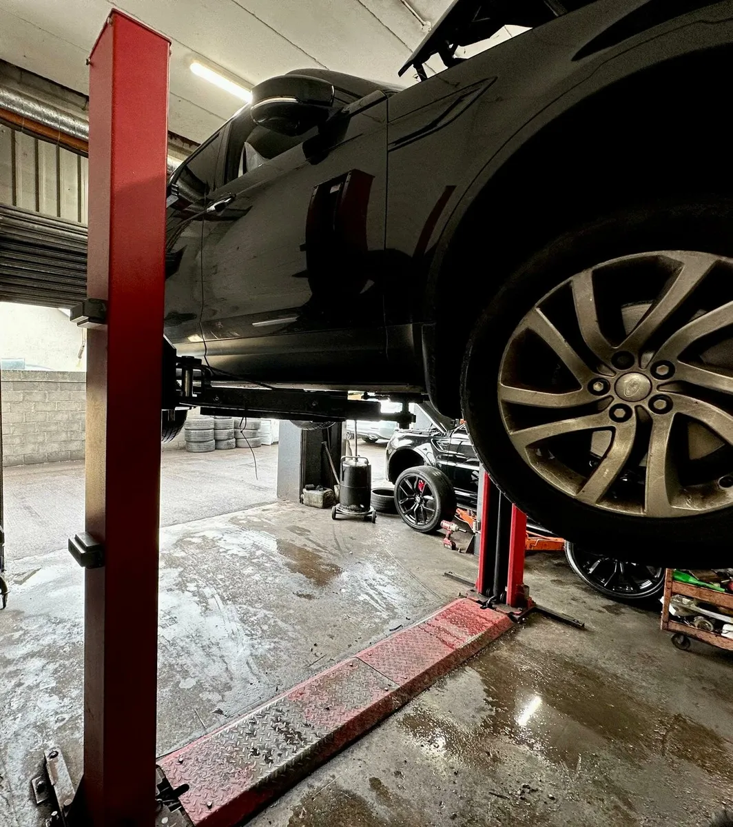 4ton Pacini Garage lift - Deposit taken - Image 2