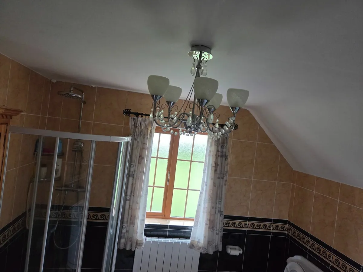 light fitting - Image 1