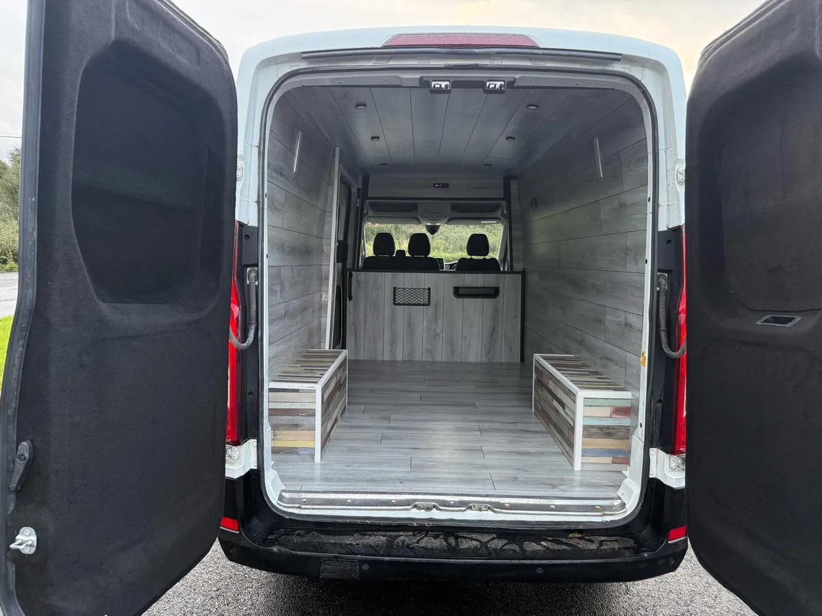Maxus 9 deliver 2022 year - Image 3