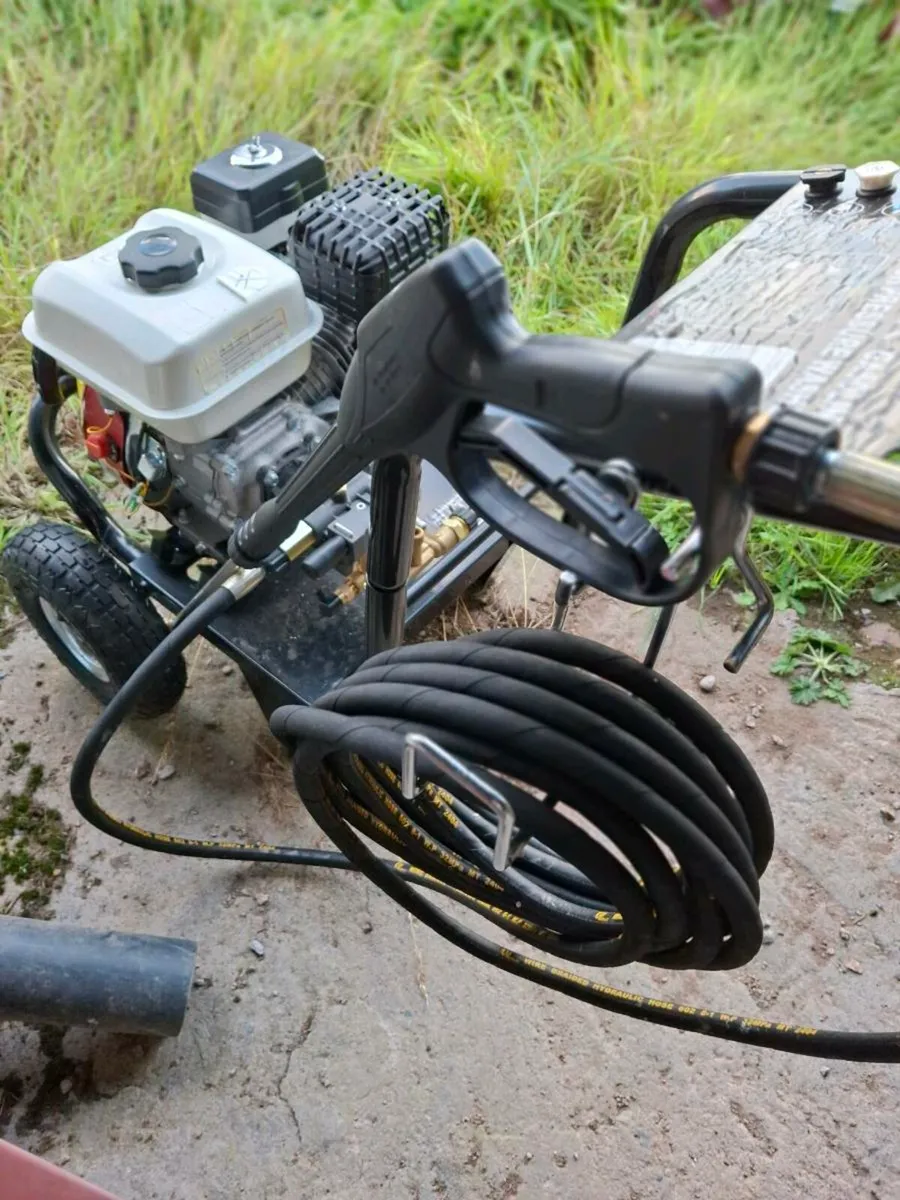 Power Washer - Image 1