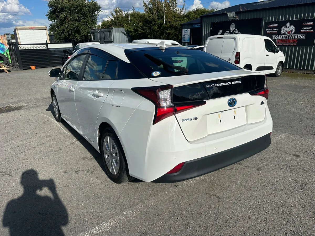 2022 Toyota Prius 1.8L fresh Nct Rd Tax - Image 3