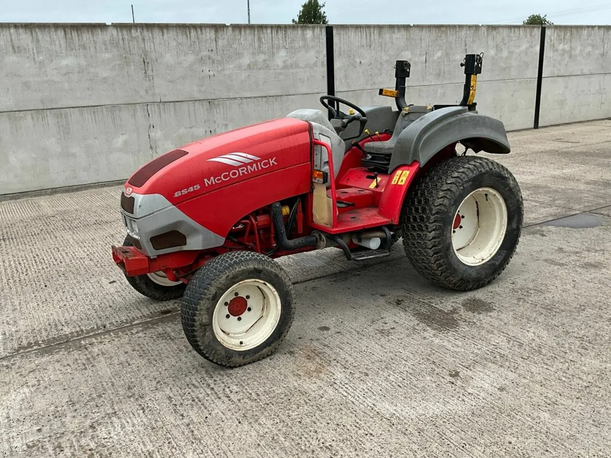 McCORMICK GS45 COMPACT TRACTOR - Image 1