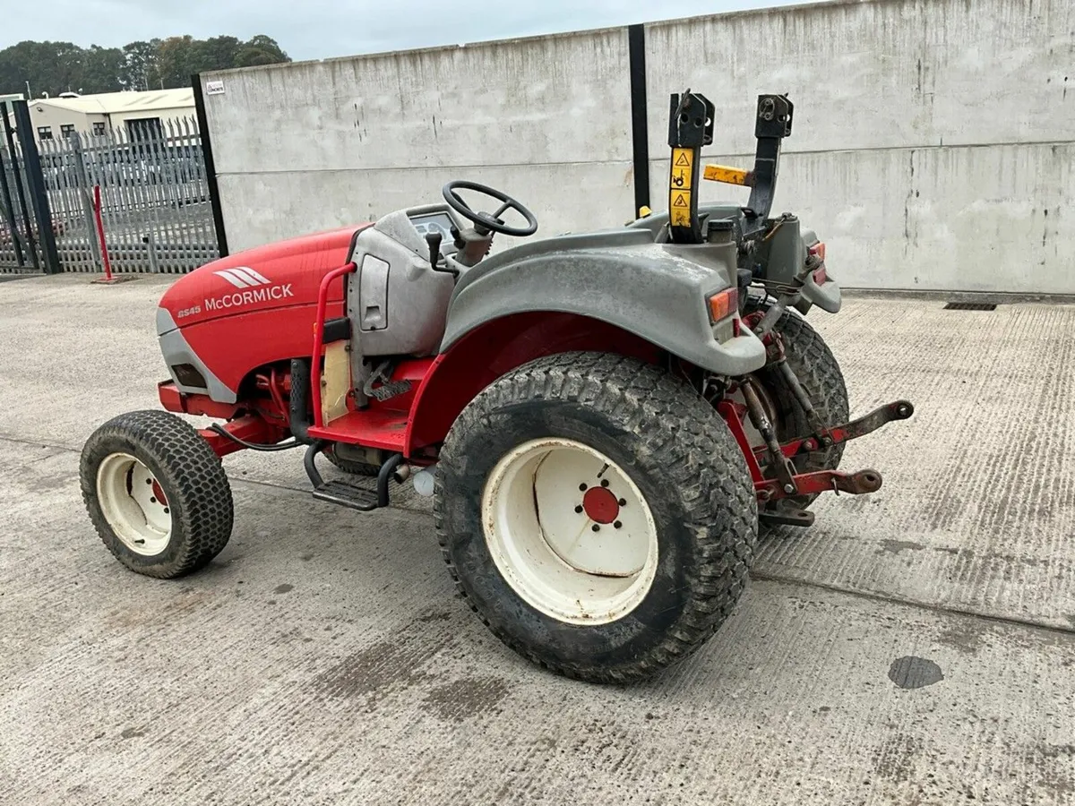 McCORMICK GS45 COMPACT TRACTOR - Image 4