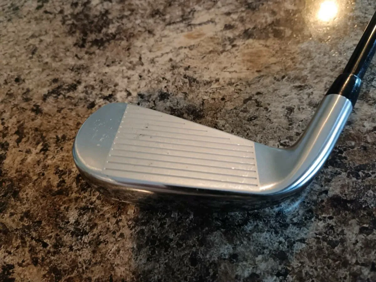 Titleist U505 4 Iron. Immaculate. - Image 4