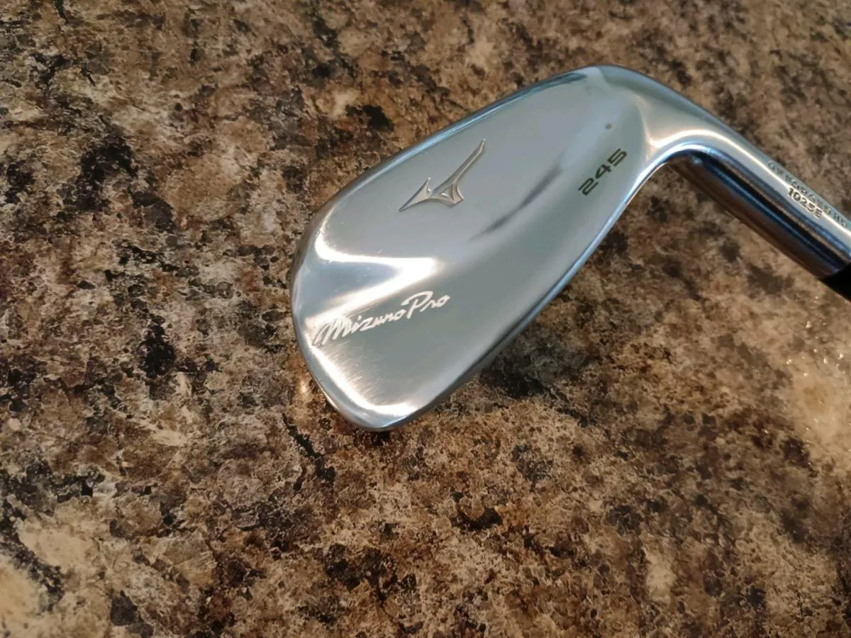 Mizuno 245 Gap Wedge. Immaculate. - Image 2