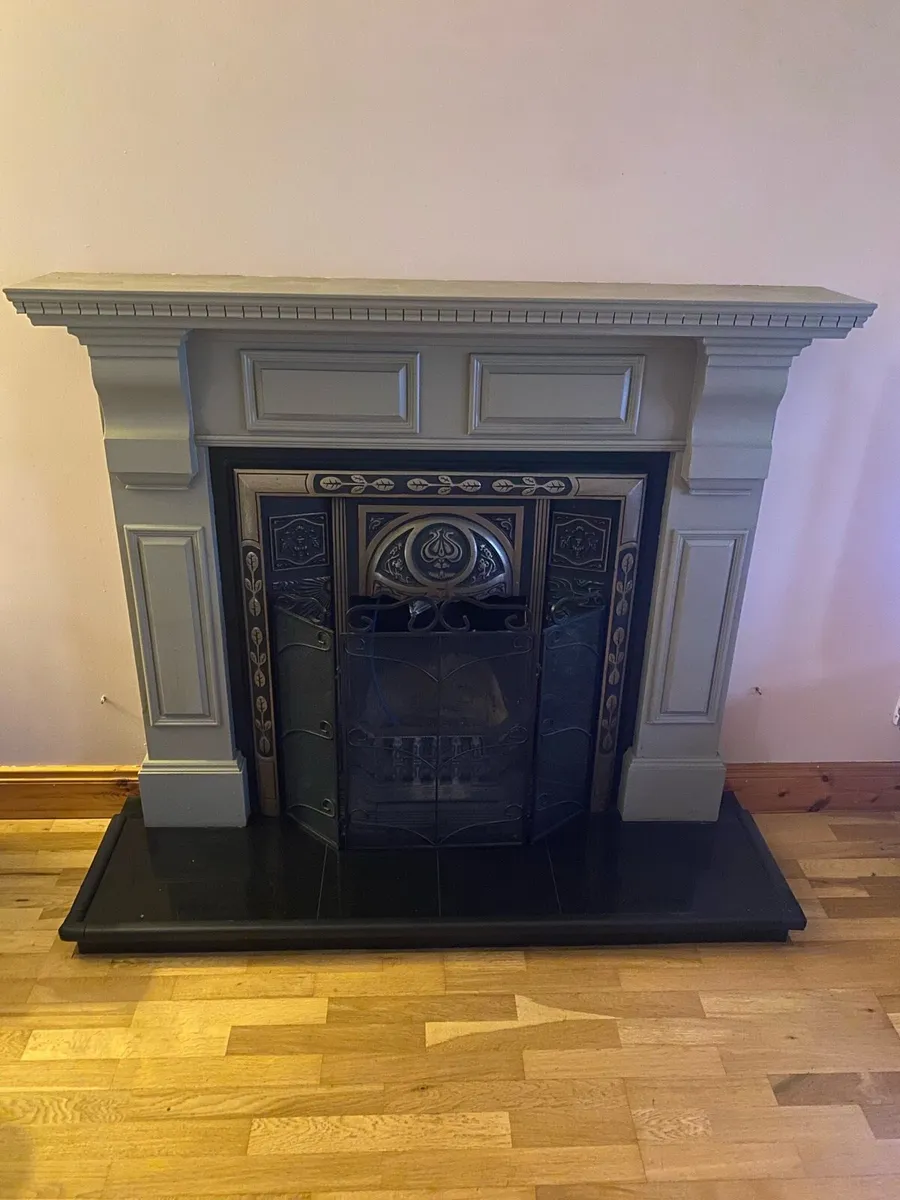 Fireplace and surround - Image 2