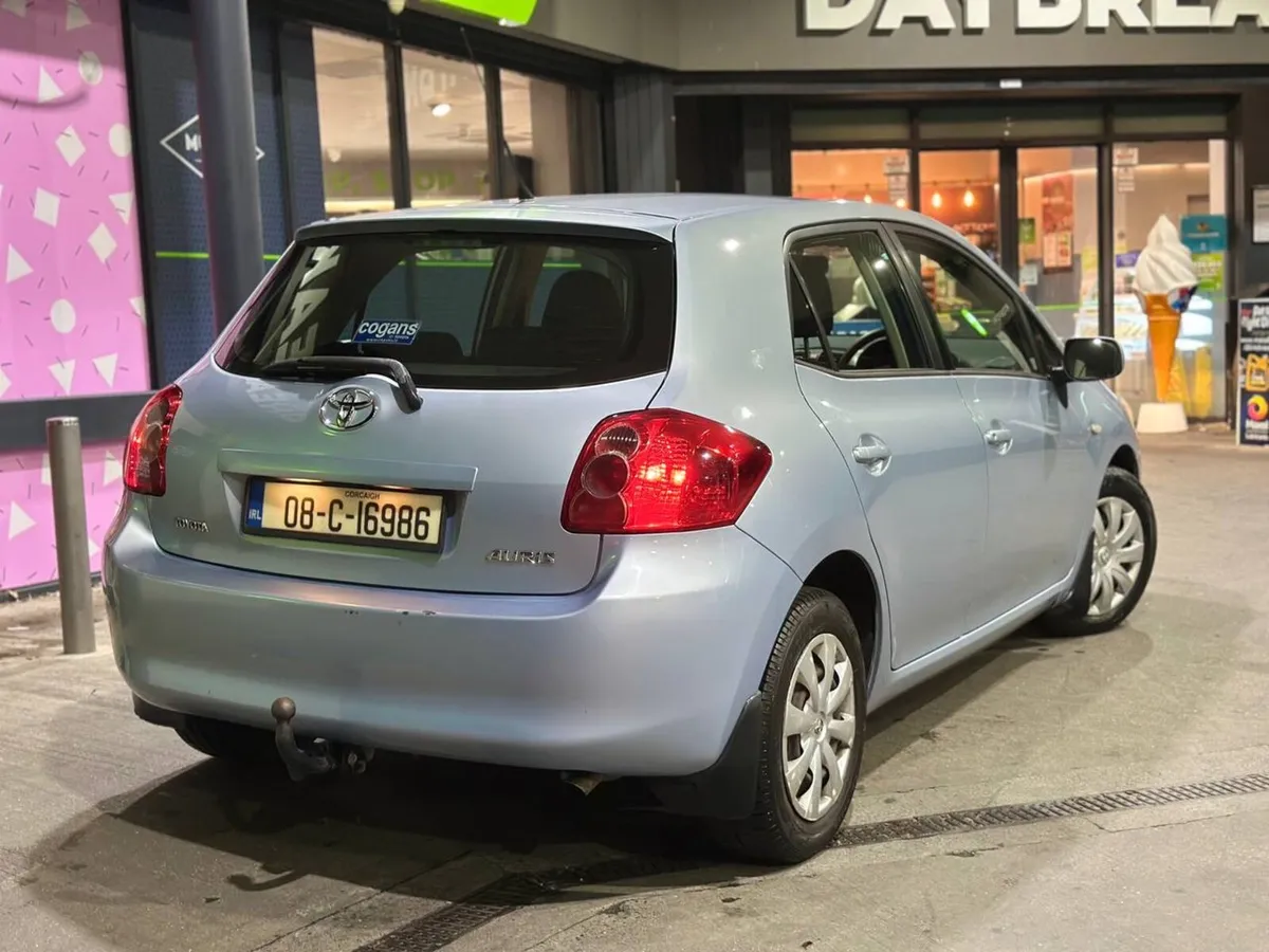 Toyota Auris 2008 low mileage - Image 3